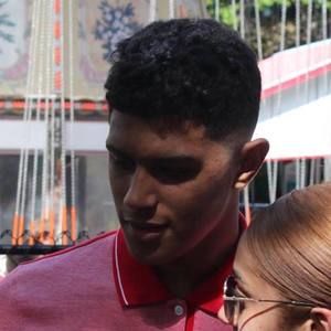 Meet your Posher, Alex